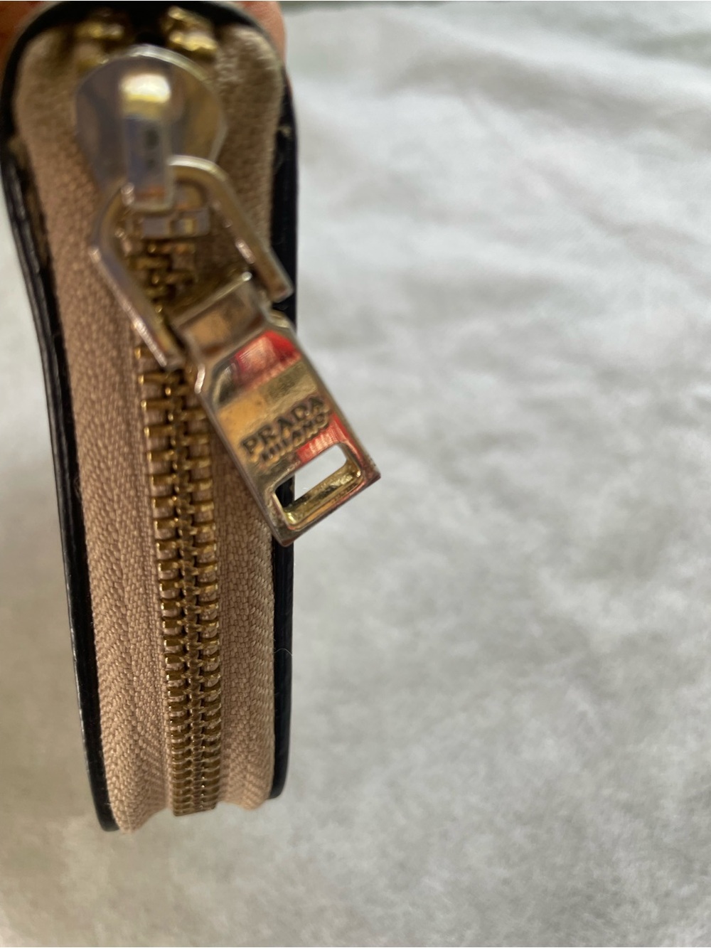 Prada FAIR Sold As Is Small Saffiano Leather Metallic Zip-Around Wallet - Picture 6 of 15